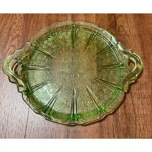 Vtg Jeannette Green Cake Plate Depression Glass 1930s 2 Handles